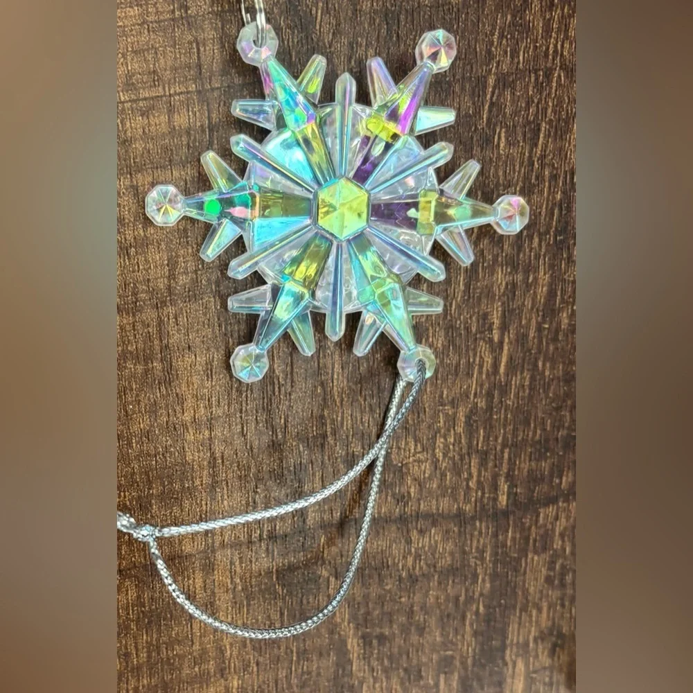 NWT Ashland Christmas Xmas iridescent snowflake garland 2 sets 6 feet each